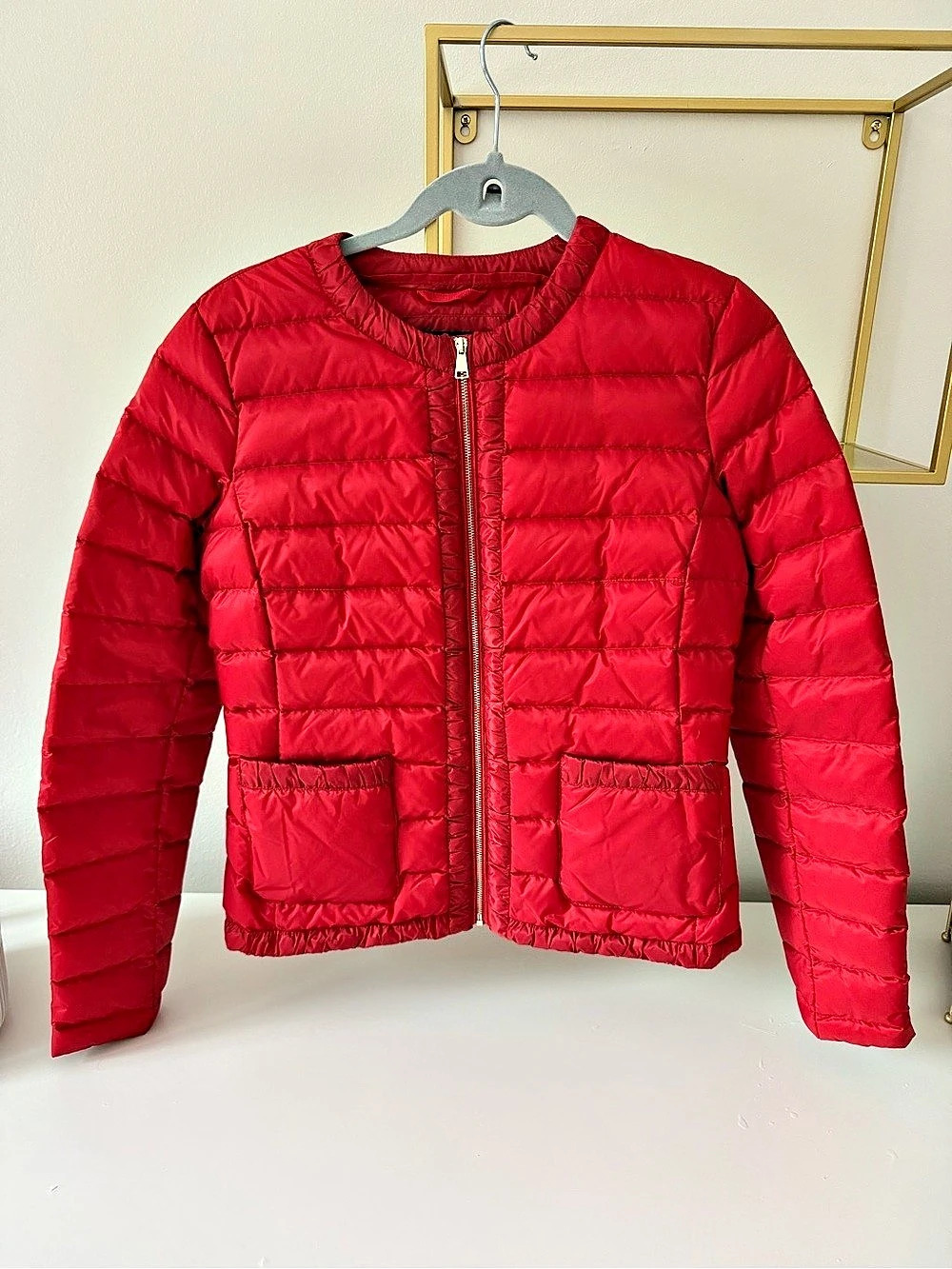Massimo Dutti Puffer Jacket in Red Size Small Like New